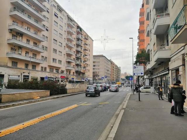 Palazzo / Stabile in vendita a Roma RM