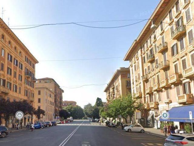 Palazzo / Stabile in vendita a Roma RM
