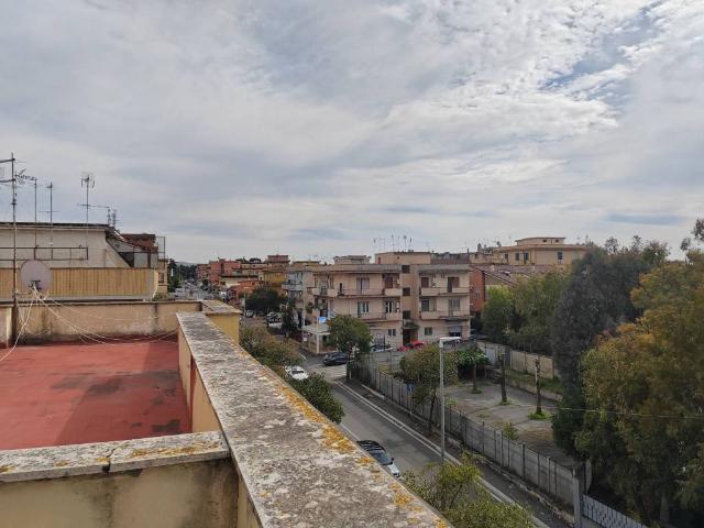 Palazzo / Stabile in vendita a Roma RM