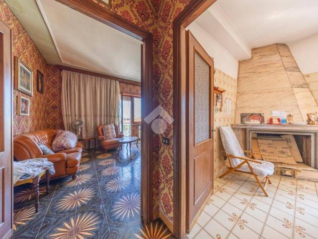 Palazzo / Stabile in vendita a Roma RM