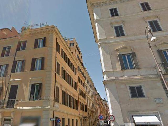 Palazzo / Stabile in vendita a Roma RM