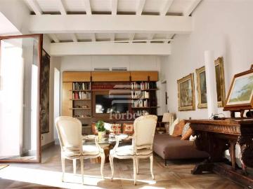 Palazzo / Stabile in vendita a Roma RM