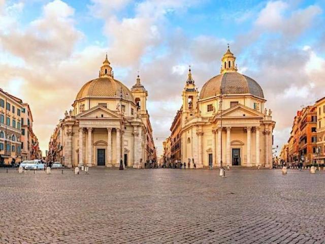 Palazzo / Stabile in vendita a Roma RM