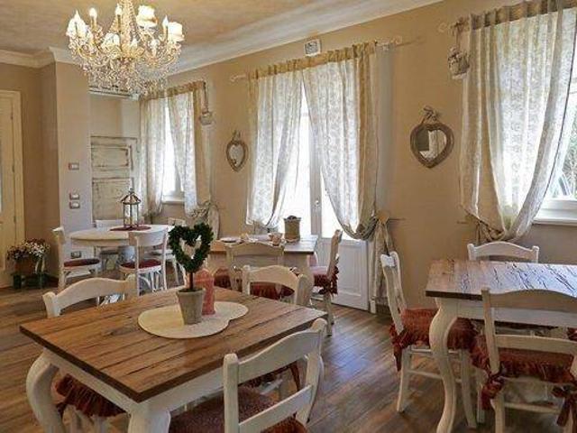 Palazzo / Stabile in vendita a Roma RM