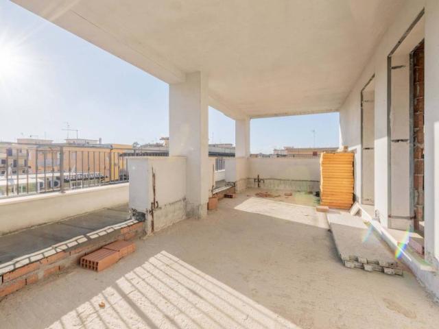 Palazzo / Stabile in vendita a Roma RM