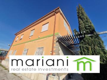 Palazzo / Stabile in vendita a Roma RM