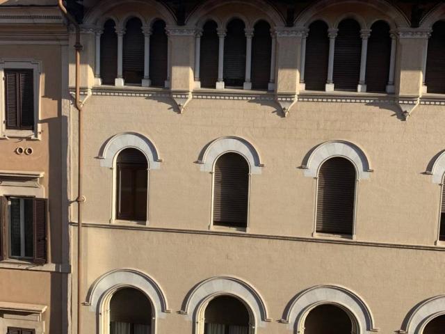 Palazzo / Stabile in vendita a Roma RM