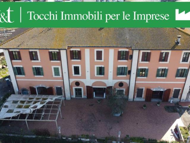 Palazzo / Stabile in vendita a Roma RM