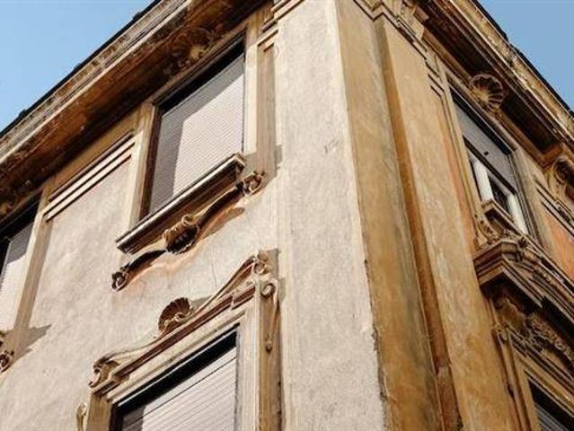 Palazzo / Stabile in vendita a Roma RM