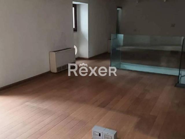 Palazzo / Stabile in vendita a Roma RM