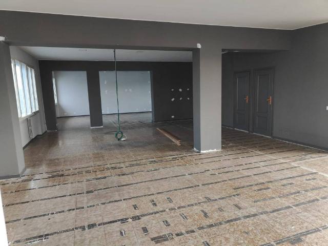 Palazzo / Stabile in vendita a Roma RM