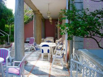 Palazzo / Stabile in vendita a Roma RM