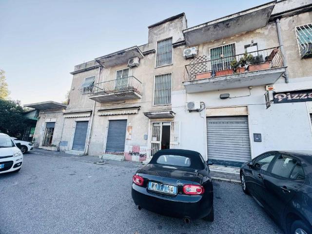 Palazzo / Stabile in vendita a Roma RM