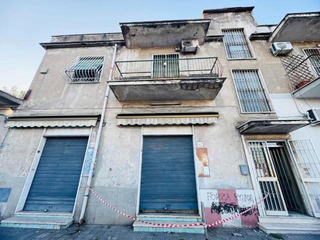 Palazzo / Stabile in vendita a Roma RM