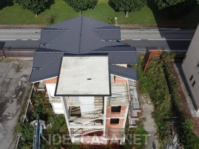 Palazzo / Stabile in vendita a Romagnano Sesia NO