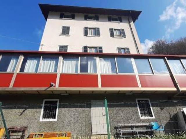 Palazzo / Stabile in vendita a Roncobello BG