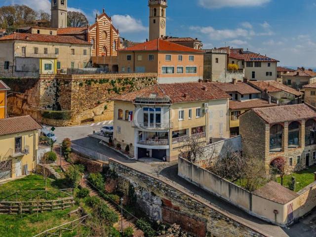 Palazzo / Stabile in vendita a Rosignano Monferrato AL