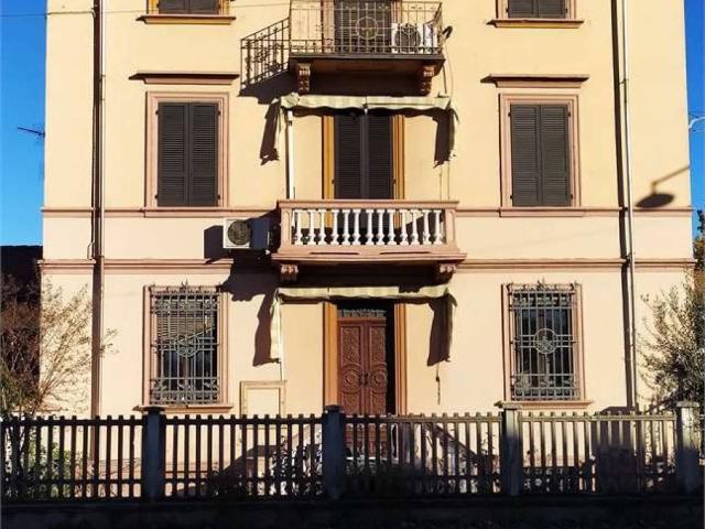 Palazzo / Stabile in vendita a Rottofreno PC