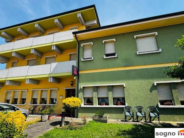 Palazzo / Stabile in vendita a Rovigo RO