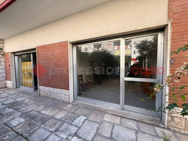 Palazzo / Stabile in vendita a Statte TA