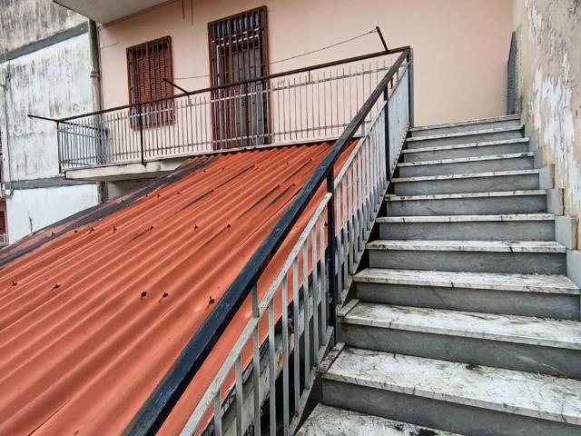 Palazzo / Stabile in vendita a Succivo CE