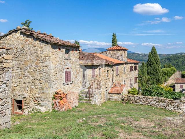 Palazzo / Stabile in vendita a Subbiano AR