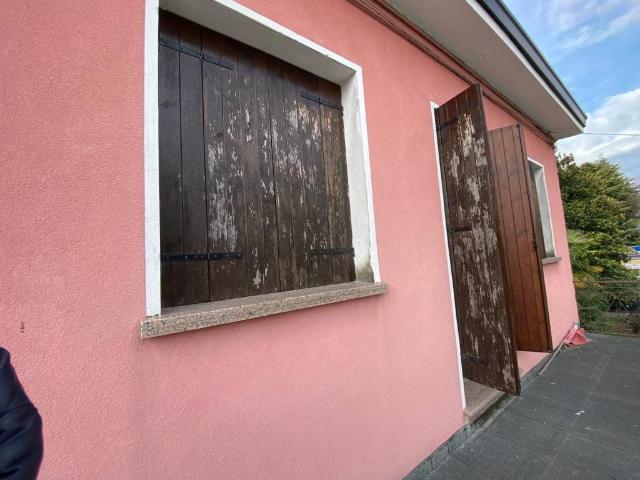 Palazzo / Stabile in vendita a Susegana TV
