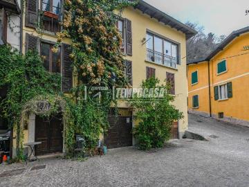 Palazzo / Stabile in vendita a Salò BS