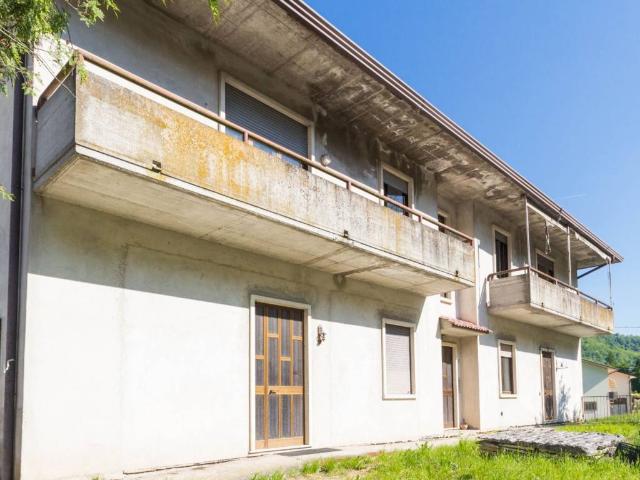 Palazzo / Stabile in vendita a Salcedo VI