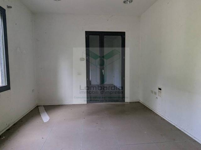 Palazzo / Stabile in vendita a San Benedetto Po MN