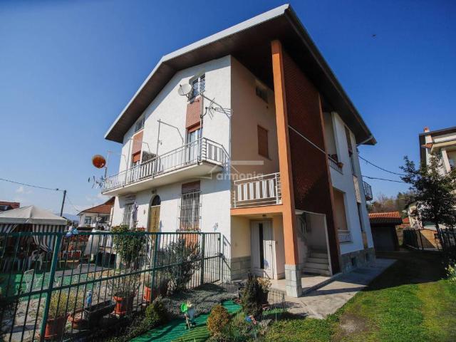 Palazzo / Stabile in vendita a San Carlo Canavese TO