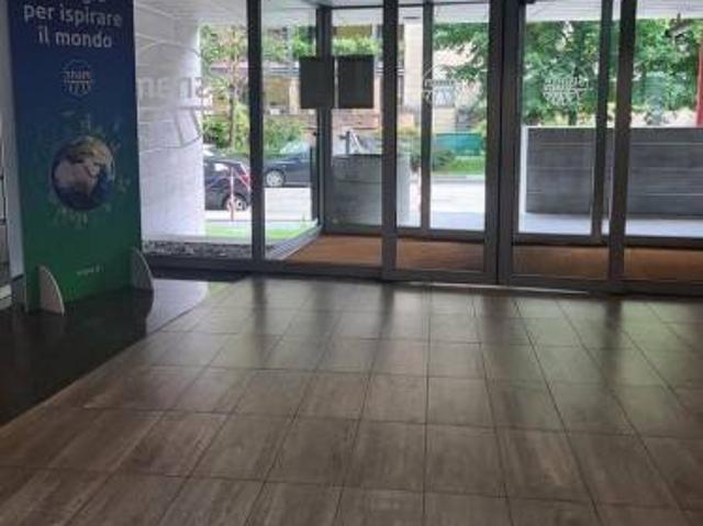 Palazzo / Stabile in vendita a San Donato Milanese MI