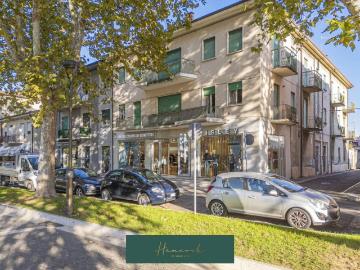 Palazzo / Stabile in vendita a San Giovanni Lupatoto VR