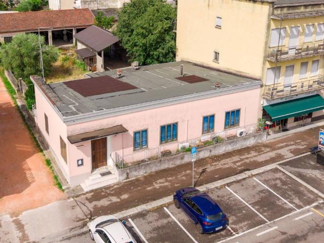 Palazzo / Stabile in vendita a San Giovanni Lupatoto VR