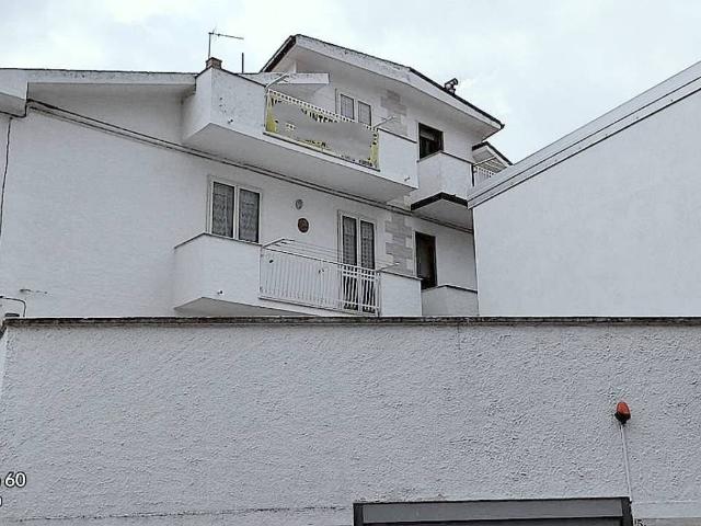 Palazzo / Stabile in vendita a San Giovanni Rotondo FG