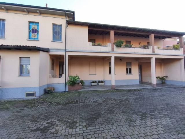 Palazzo / Stabile in vendita a San Giorgio di Lomellina PV