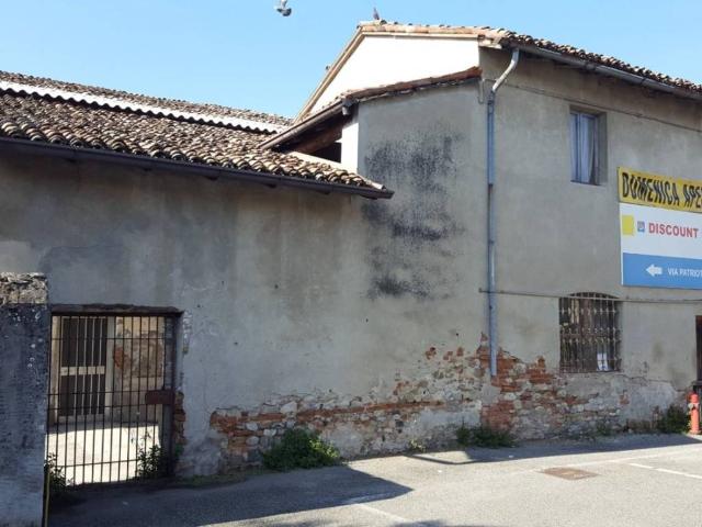 Palazzo / Stabile in vendita a San Giorgio Piacentino PC