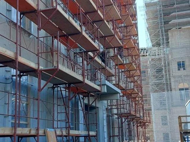 Palazzo / Stabile in vendita a San Giuliano Milanese MI