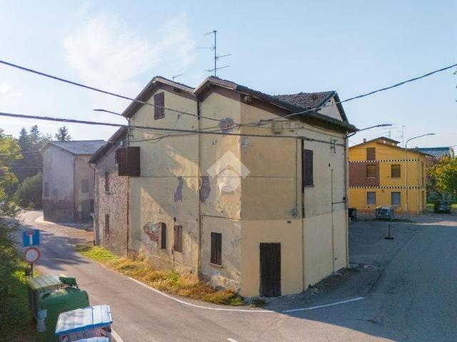 Palazzo / Stabile in vendita a San Martino in Rio RE