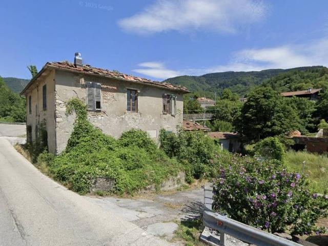 Palazzo / Stabile in vendita a San Marcello Piteglio PT