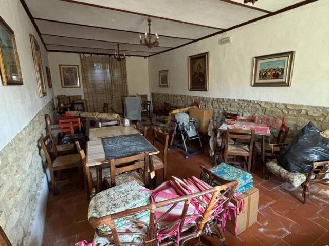 Palazzo / Stabile in vendita a San Marcello Piteglio PT