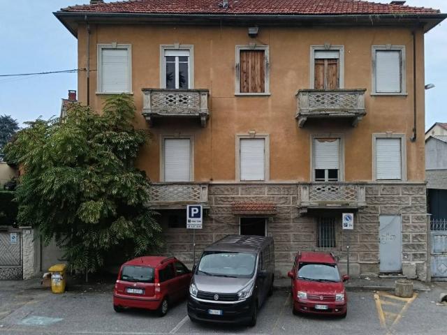 Palazzo / Stabile in vendita a San Mauro Torinese TO