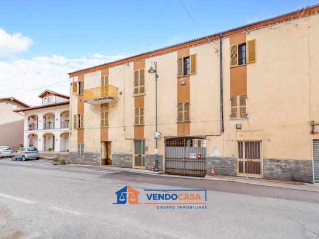 Palazzo / Stabile in vendita a San Michele Mondovì CN