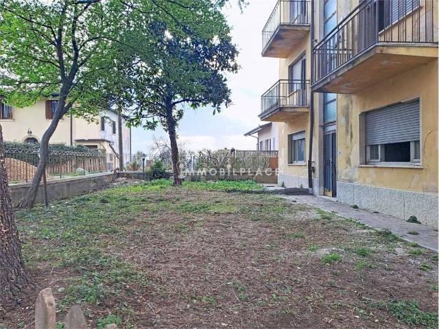 Palazzo / Stabile in vendita a San Pietro in Cariano VR