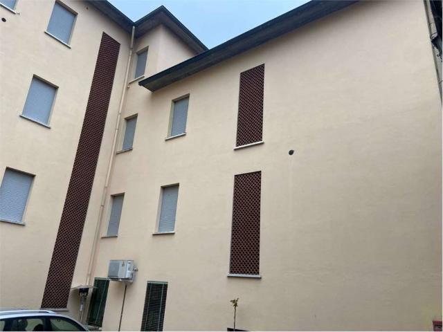 Palazzo / Stabile in vendita a San Polo d'Enza RE