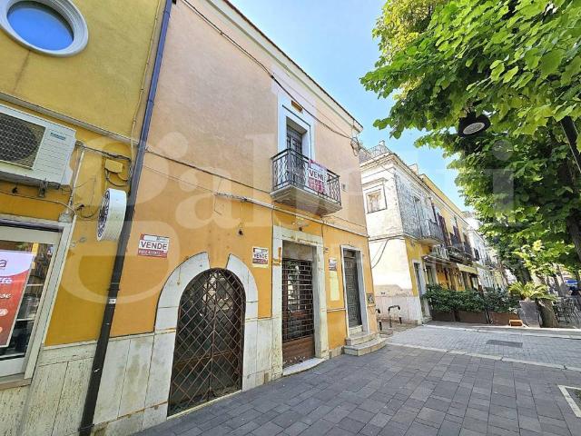Palazzo / Stabile in vendita a San Severo FG