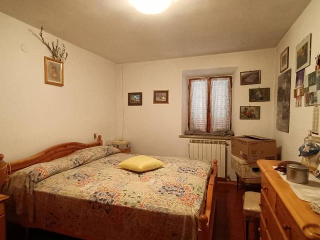Palazzo / Stabile in vendita a San Severino Marche MC