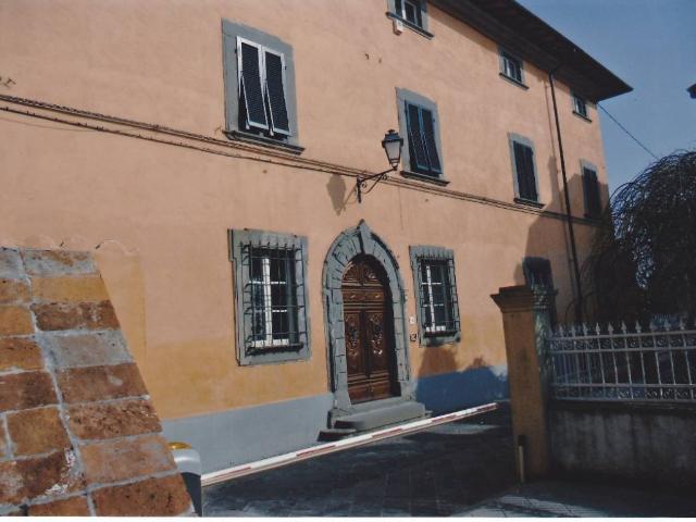 Palazzo / Stabile in vendita a Santa Maria a Monte PI