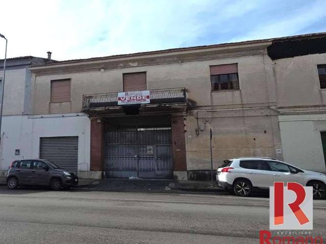 Palazzo / Stabile in vendita a Santa Maria Capua Vetere CE