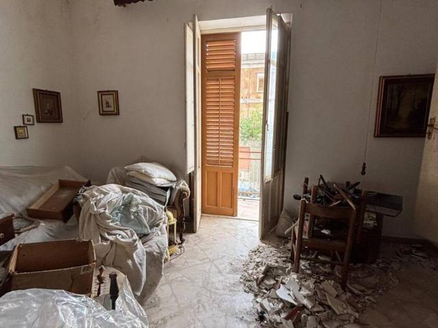 Palazzo / Stabile in vendita a Santa Flavia PA